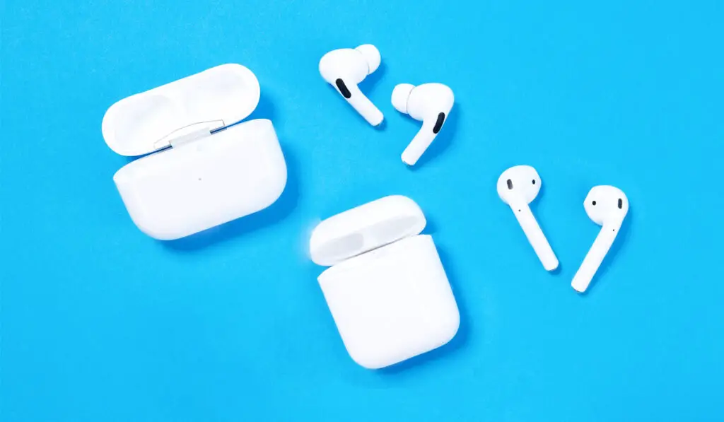 Apple AirPods and AirPod Pros